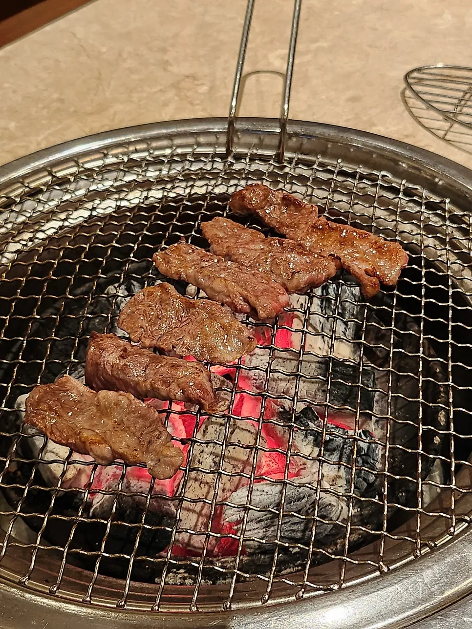 Grilled rib meat ready to dip in salt