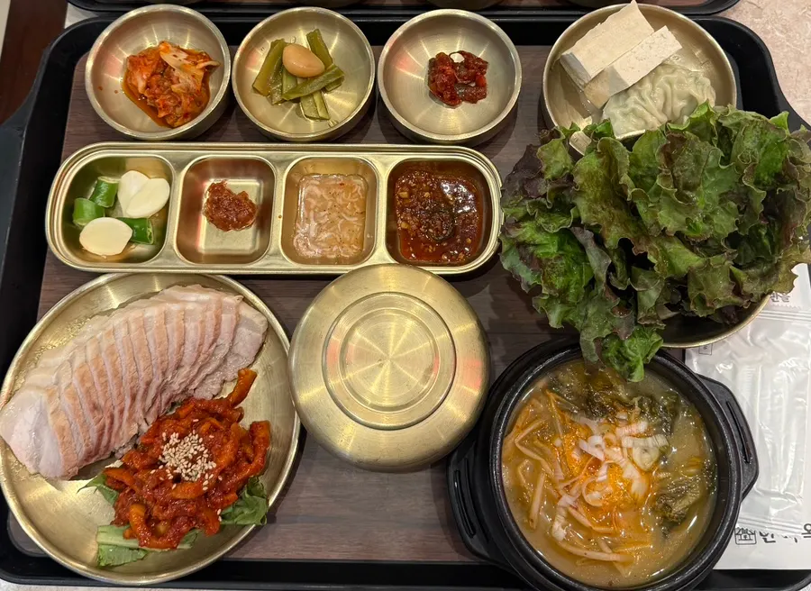 보쌈반상 한상 차림