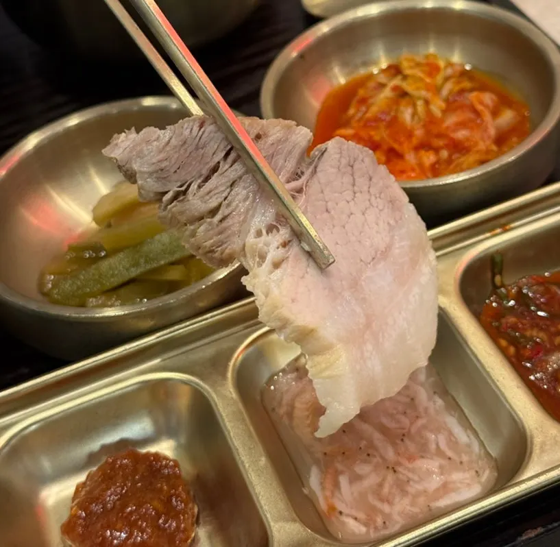 Glossy plate of boiled bossam pork