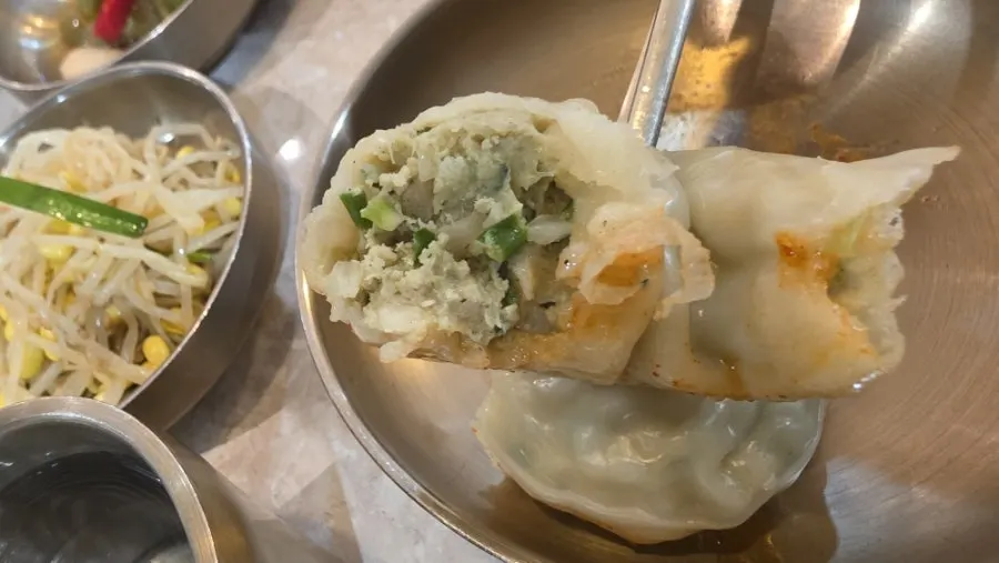 Tofu and dumplings included in the bossam set