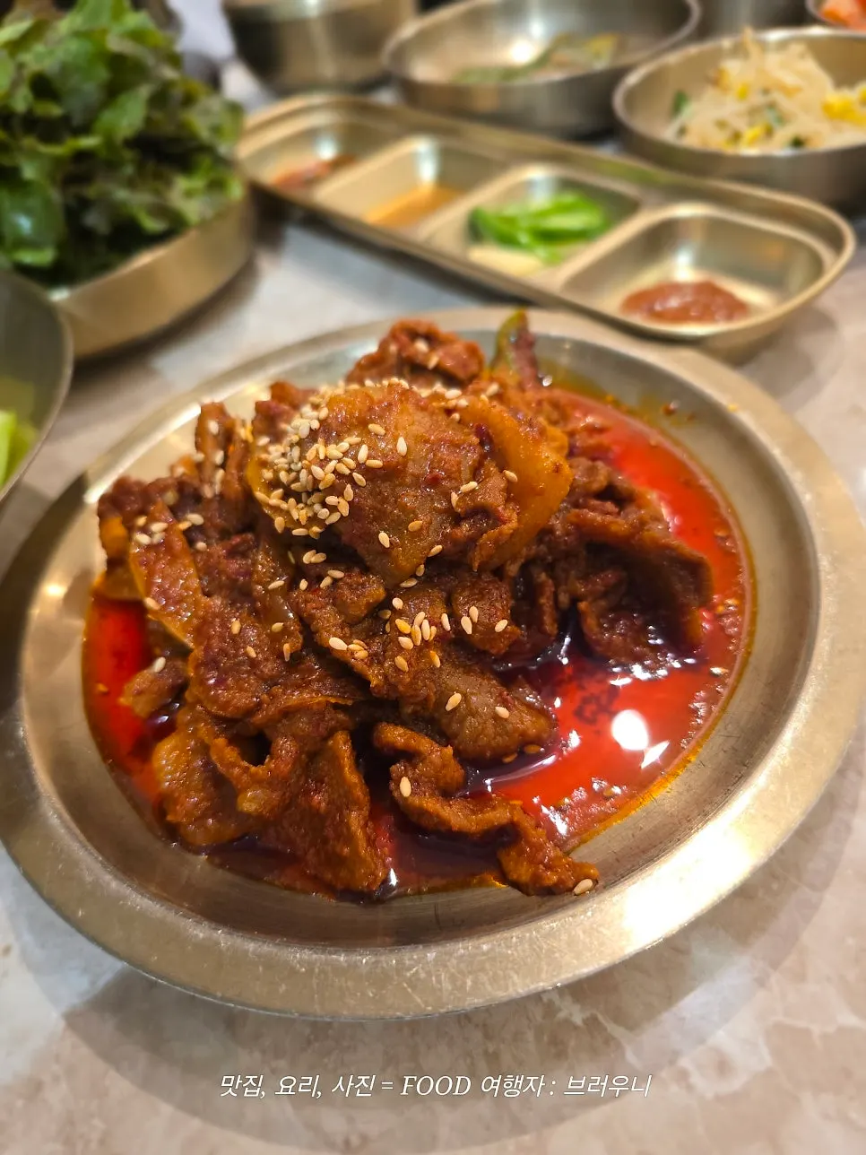 Jeyuk bokkeum, good with rice