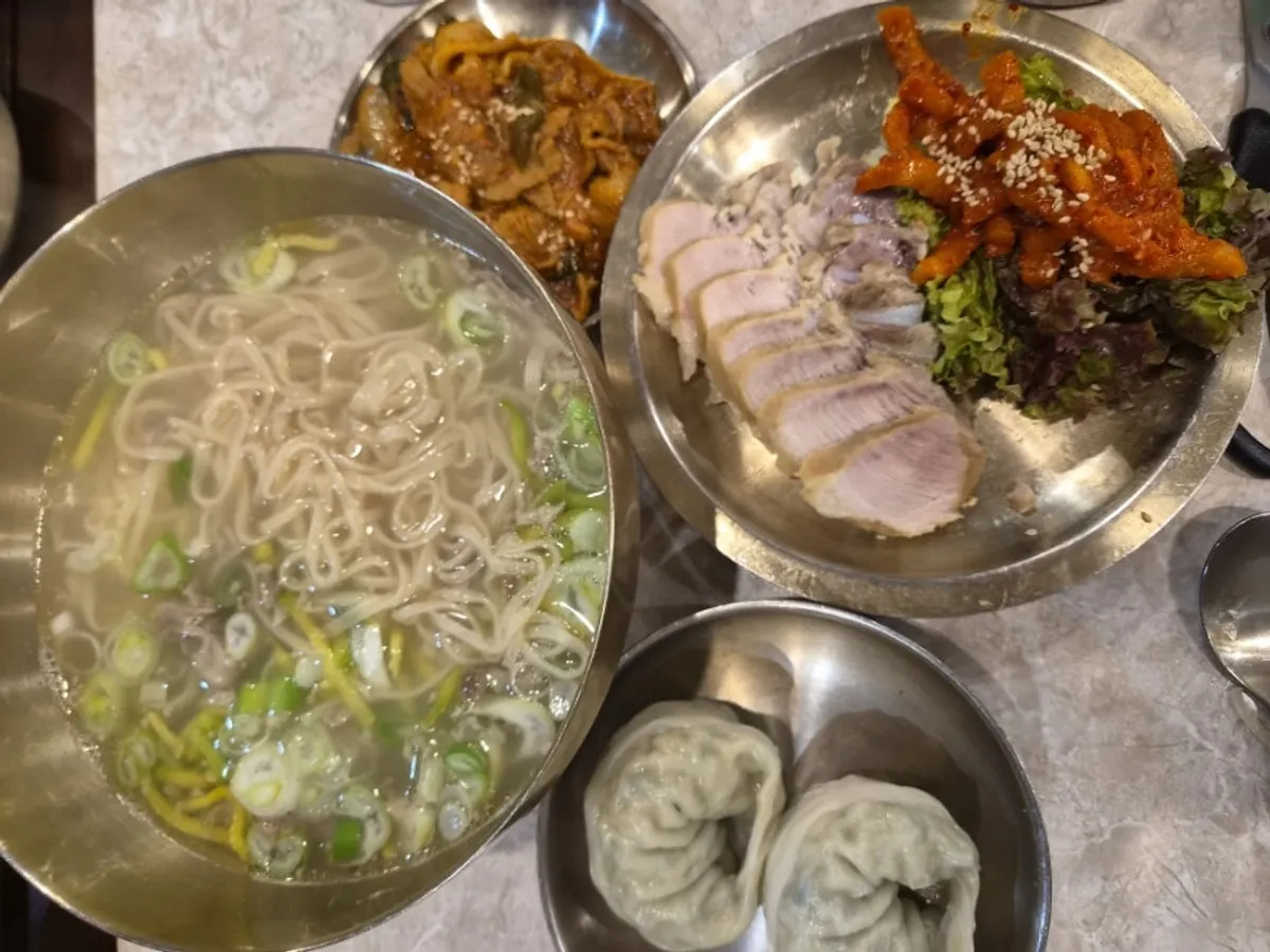 아기와 함께 먹은 한티옥 안동국시 한 그릇
