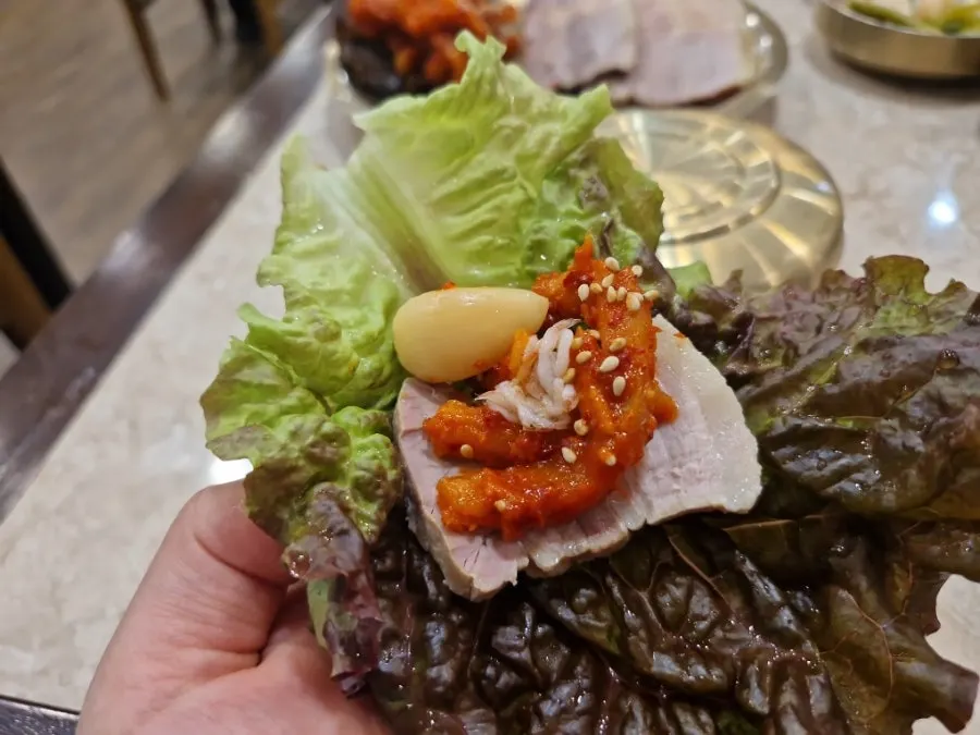 양 넉넉한 안동국시 면과 국물