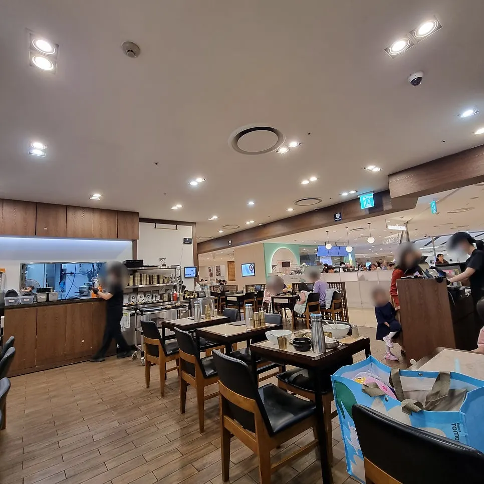 Hantiok's set menu enjoyed with both soup and meat dishes