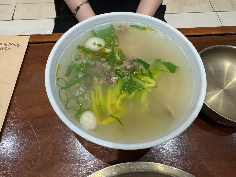 A bowl of Hantiok's Andong guksu
