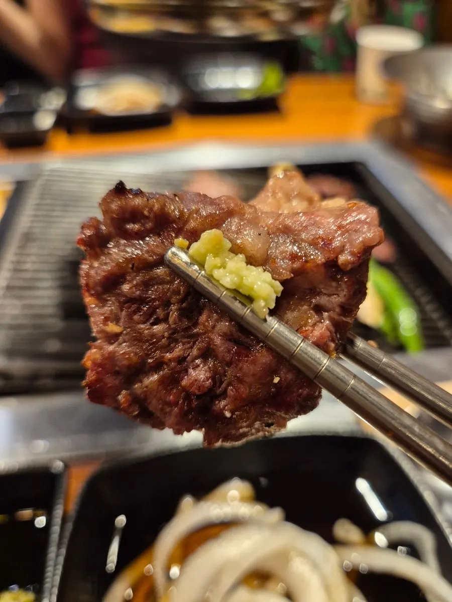 Hanwoo dwitgogi grilled to a golden brown