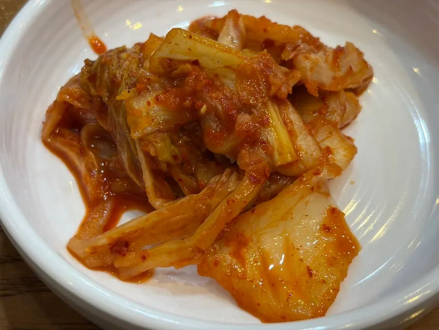 Kalguksu-pairing kimchi from the self-serve bar