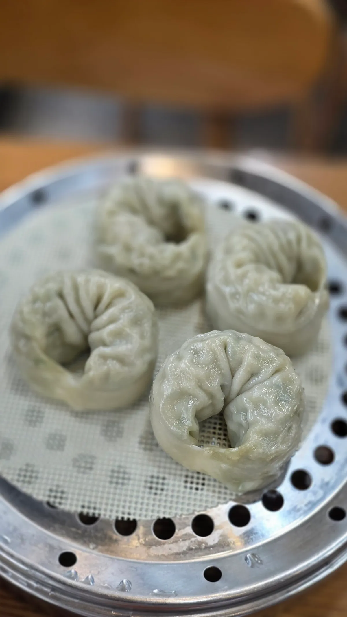 한양닭칼국수 본점 닭칼국수와 고기왕만두 한 상