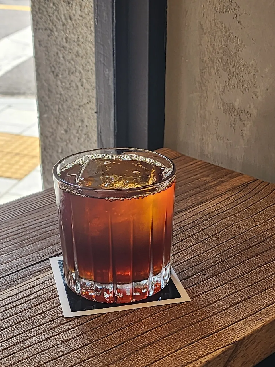 Richly aromatic hand-drip coffee