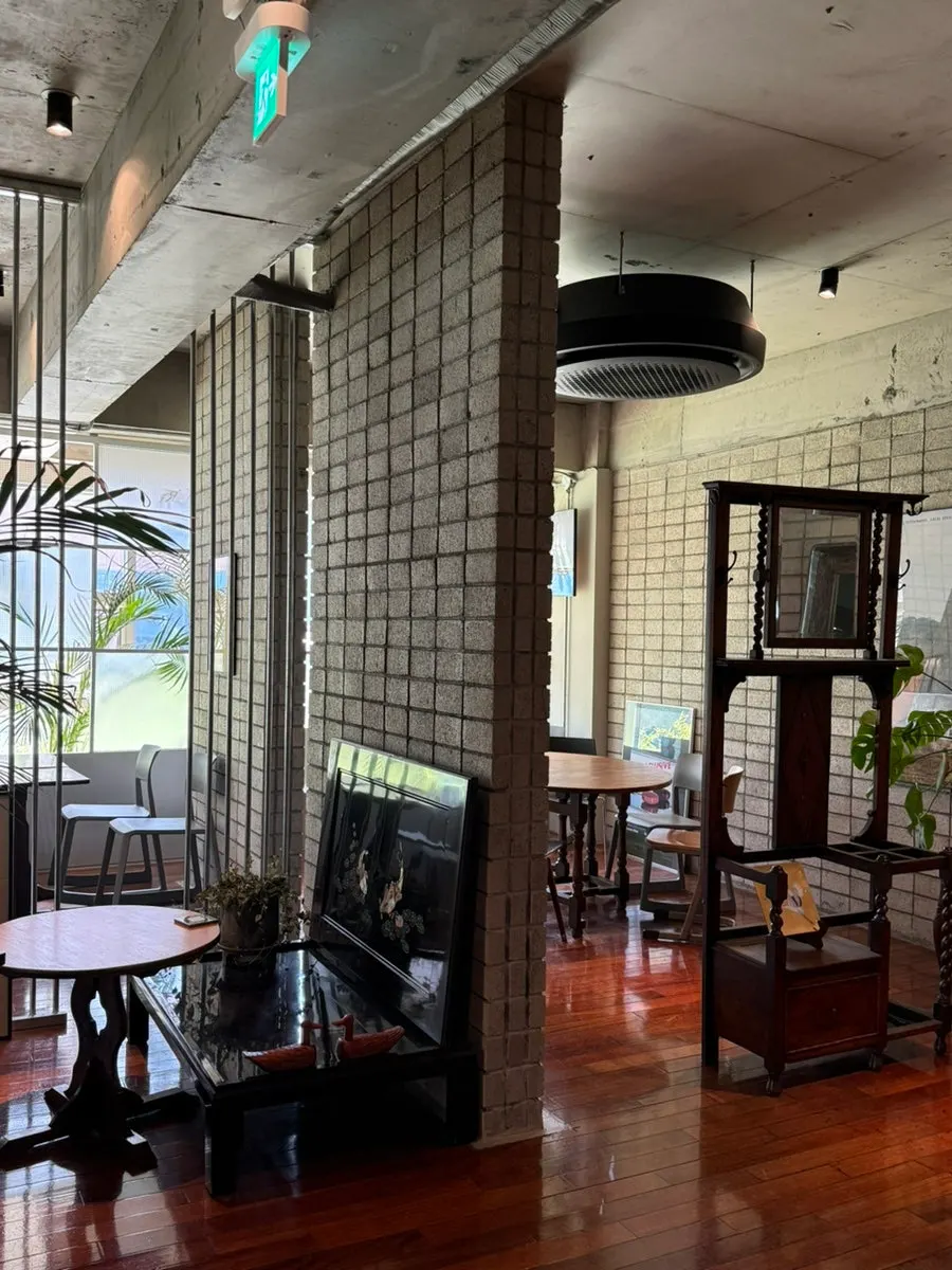 Second-floor café space at Seowon Angil Hapjeong