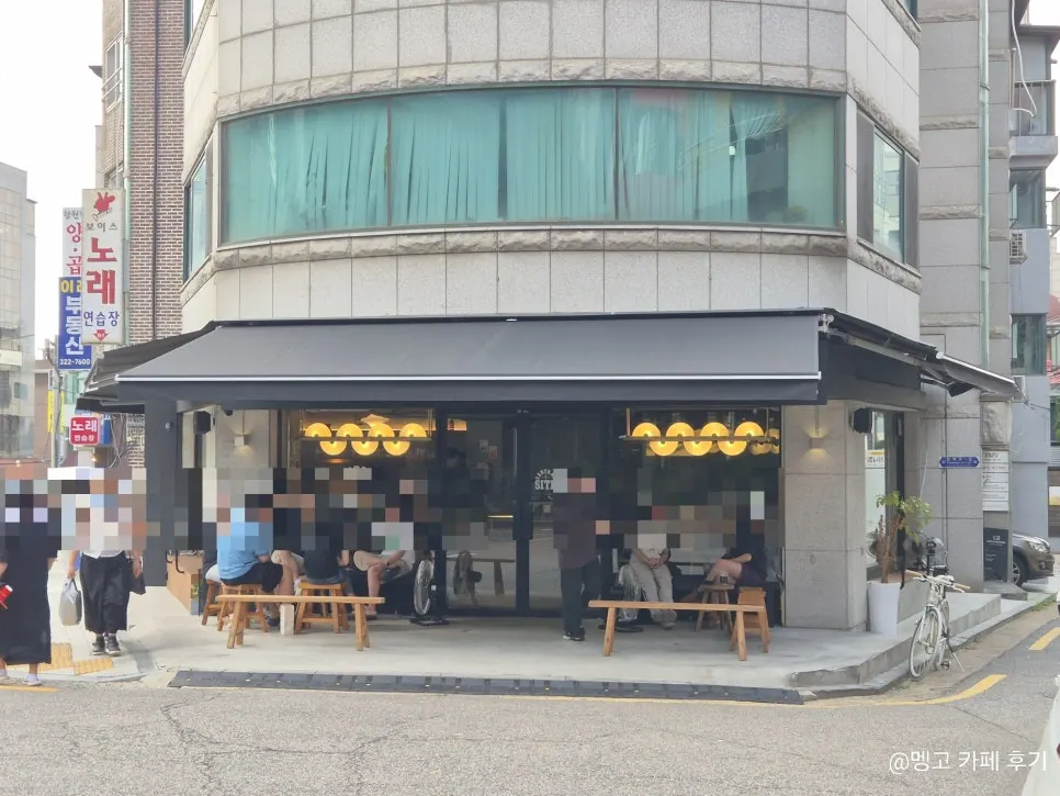 Exterior of the café near Hapjeong Station Exit 2
