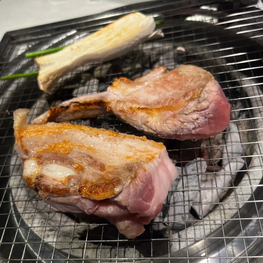 Thick charcoal-grilled pork belly
