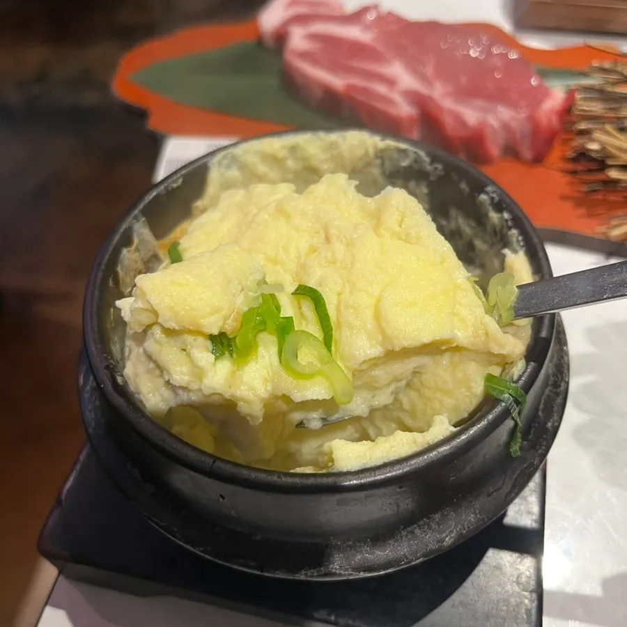 Pork neck with bibim naengmyeon