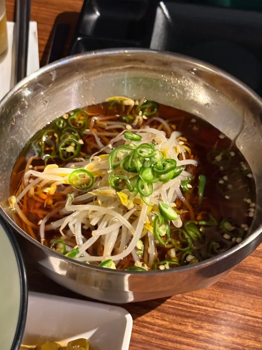 시그니처 밑반찬 숙주 샐러드