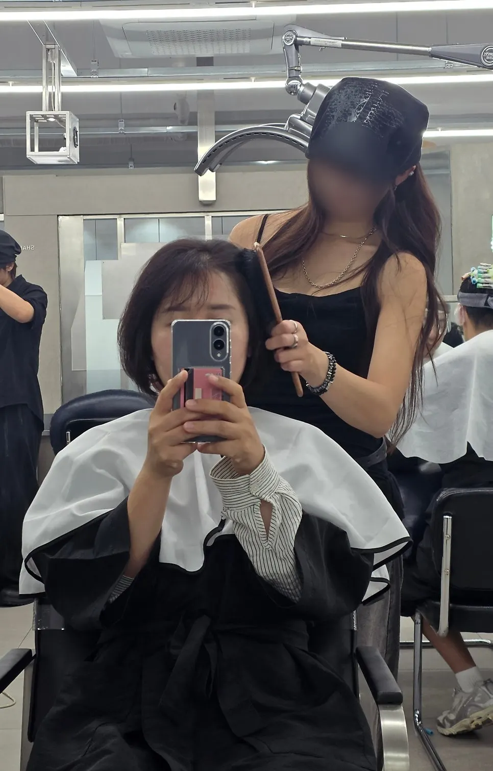 L'Oréal hair color used for the service