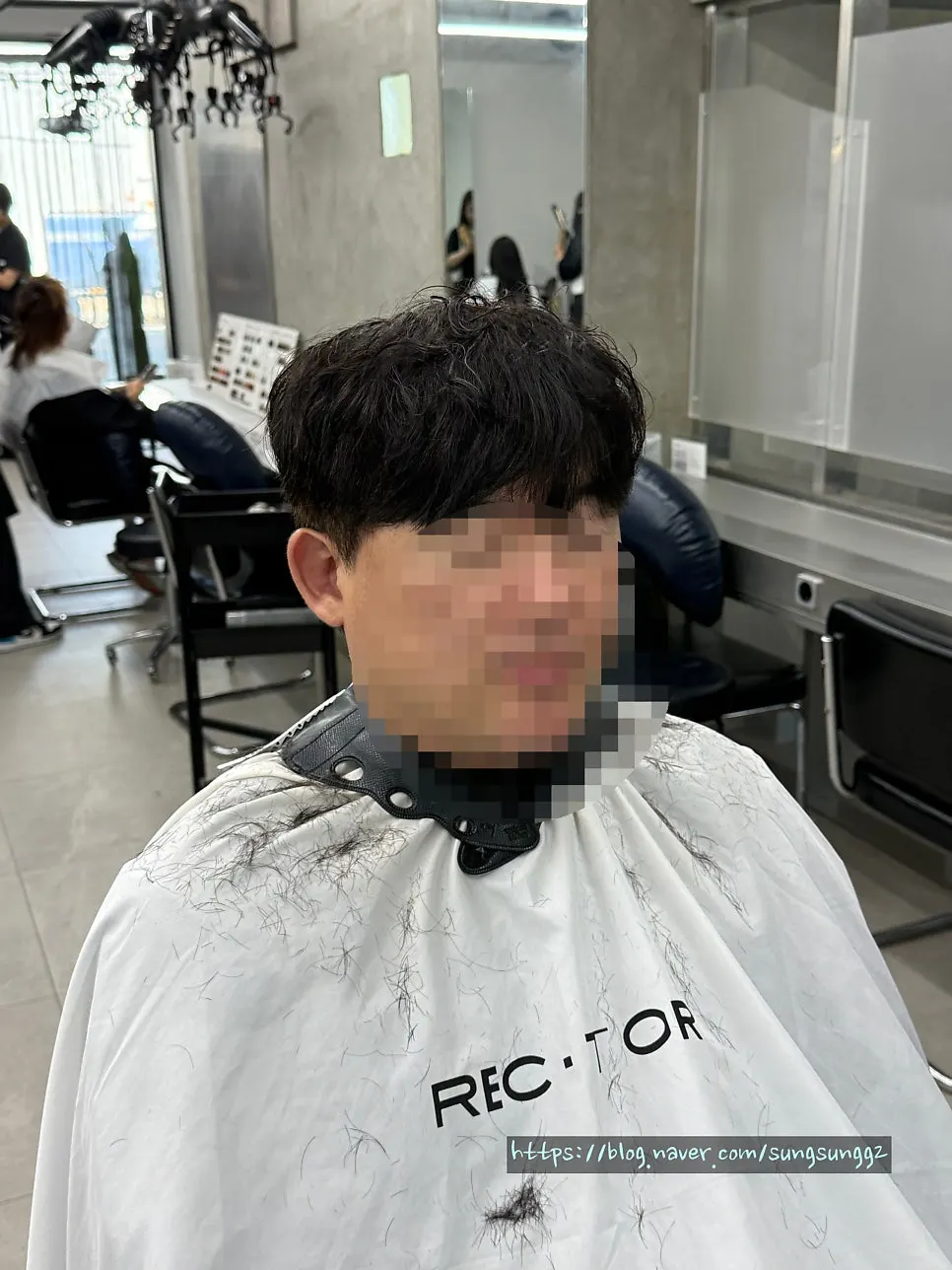 Front view of the finished hairstyle fitted to the head shape