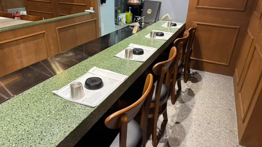 Hanwoo restaurant in the shopping arcade connected to Hapjeong Station