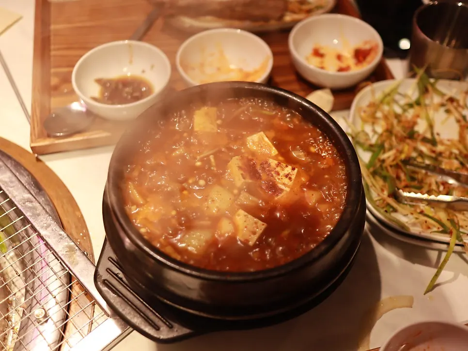 A spoonful of hanwoo doenjang sulbap