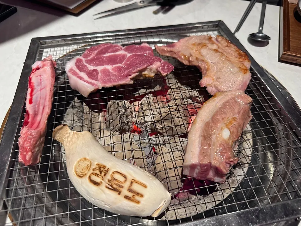 선택 메뉴 한우차돌된장찌개