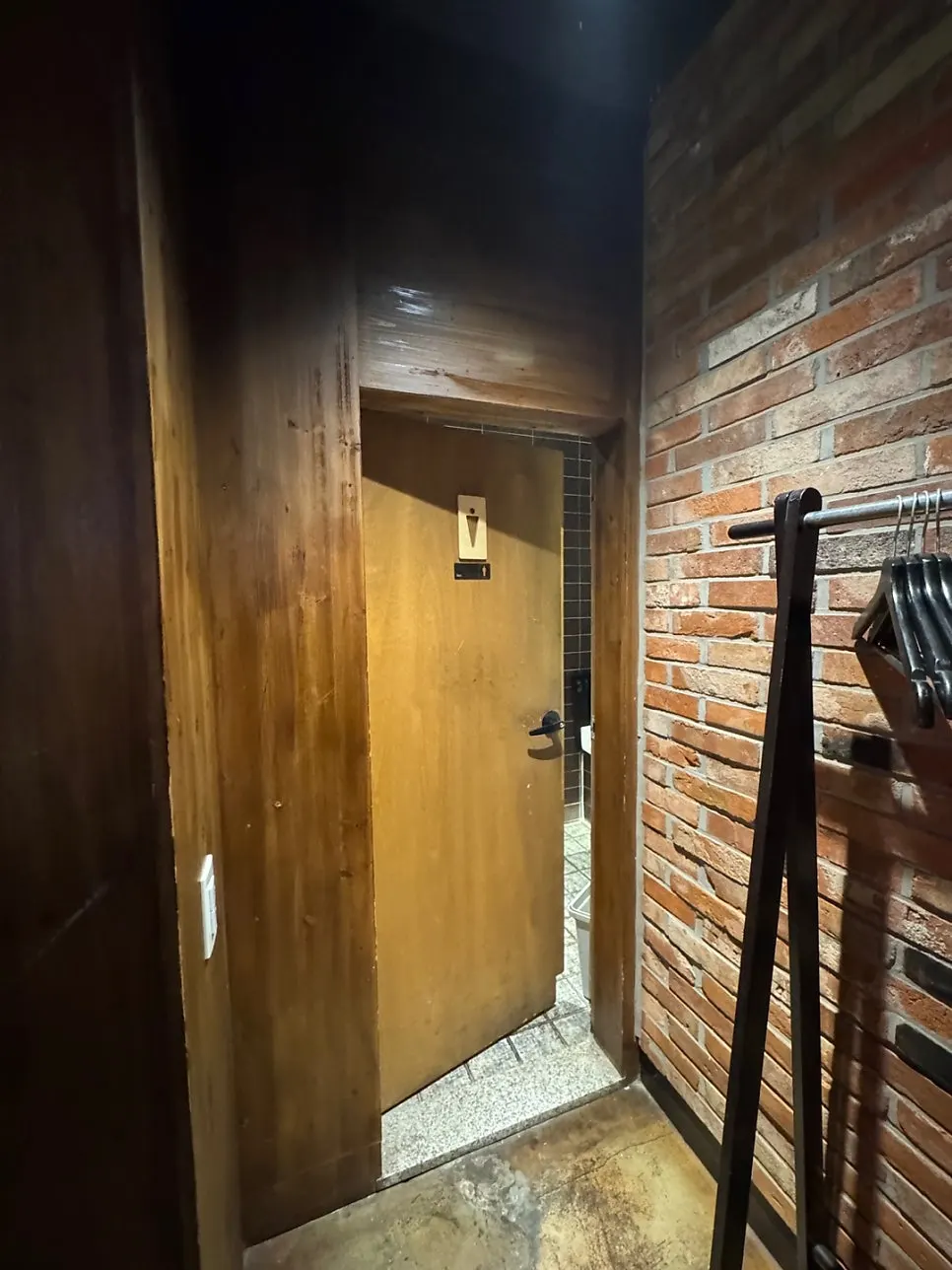 정육도 식당 내부 여자화장실