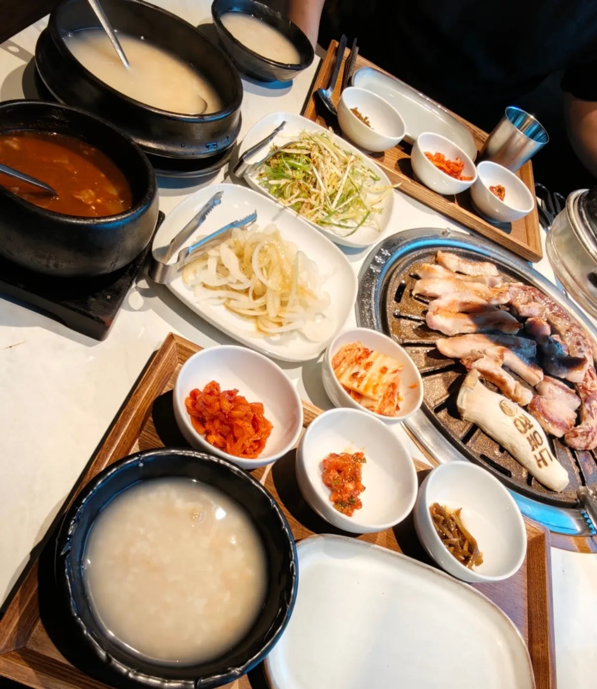정육도 상차림 전체 세팅