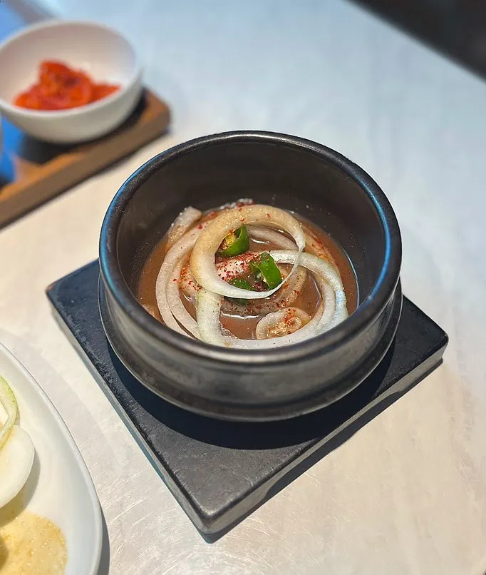 Melt (fermented anchovy sauce) placed on the grill