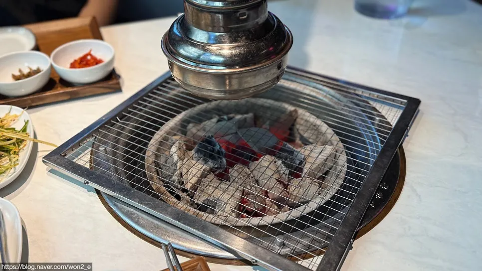 Hapjeong grill house patio: fresh wasabi sauce trio and mul naengmyeon finish, Jeongyukdo