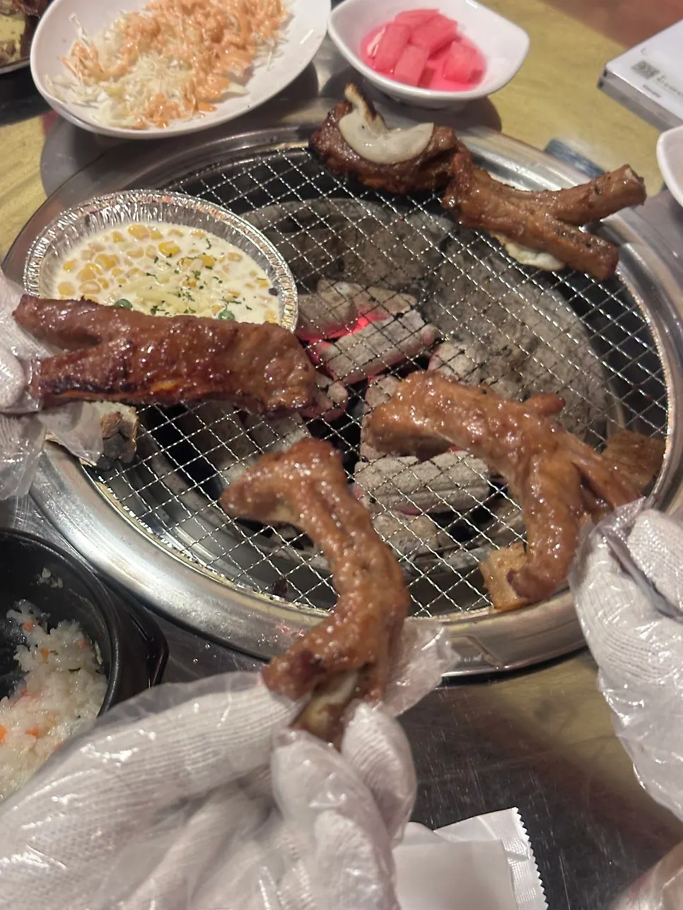 구워지고 있는 간장 양념 쪽갈비