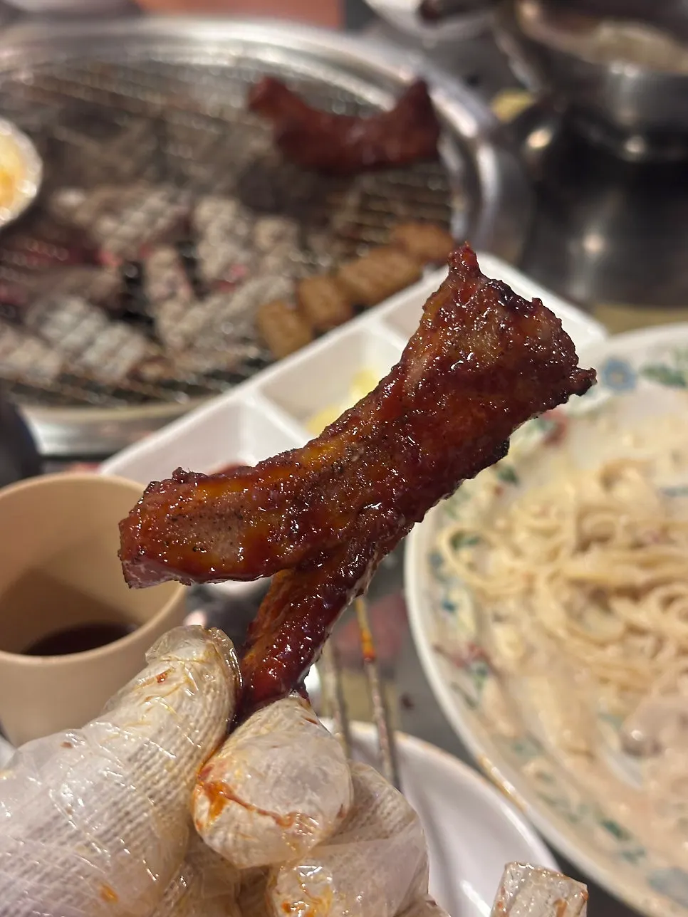 크림파스타와 함께 나온 빵