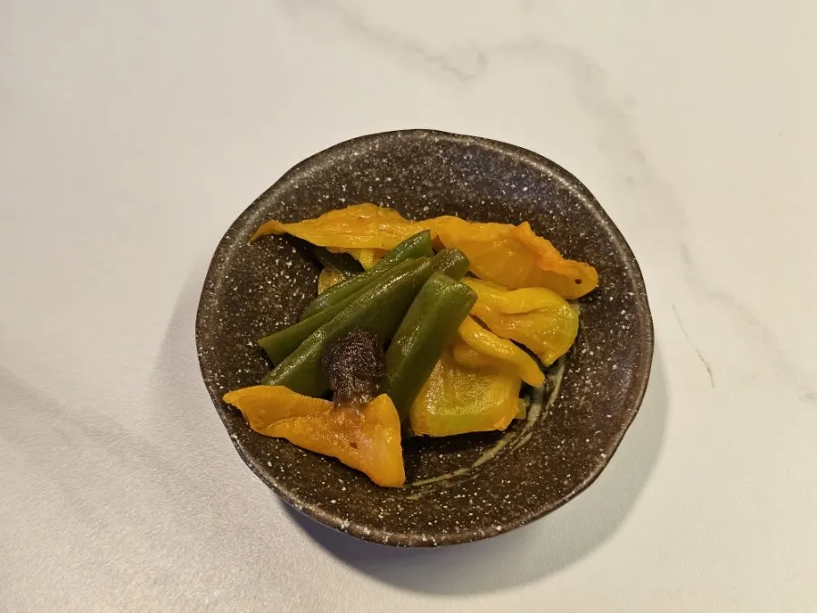 Danmuji and gungchae side dishes
