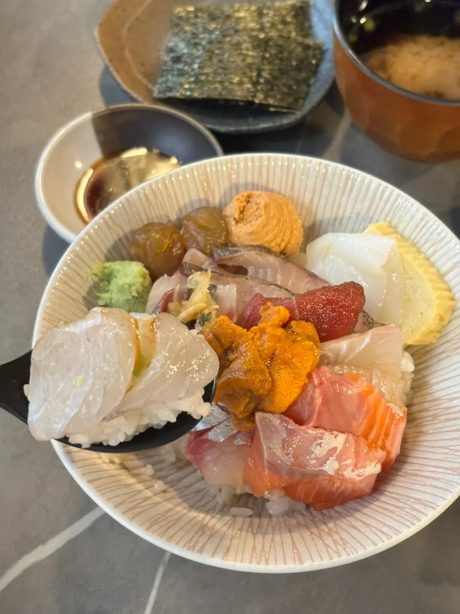 Springy white fish sashimi