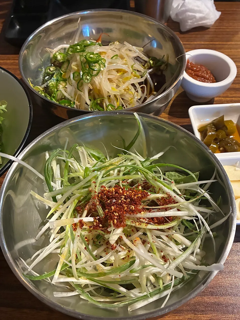 Vertical shot of the Ijjok Kimchi Samgyeopsal menu board