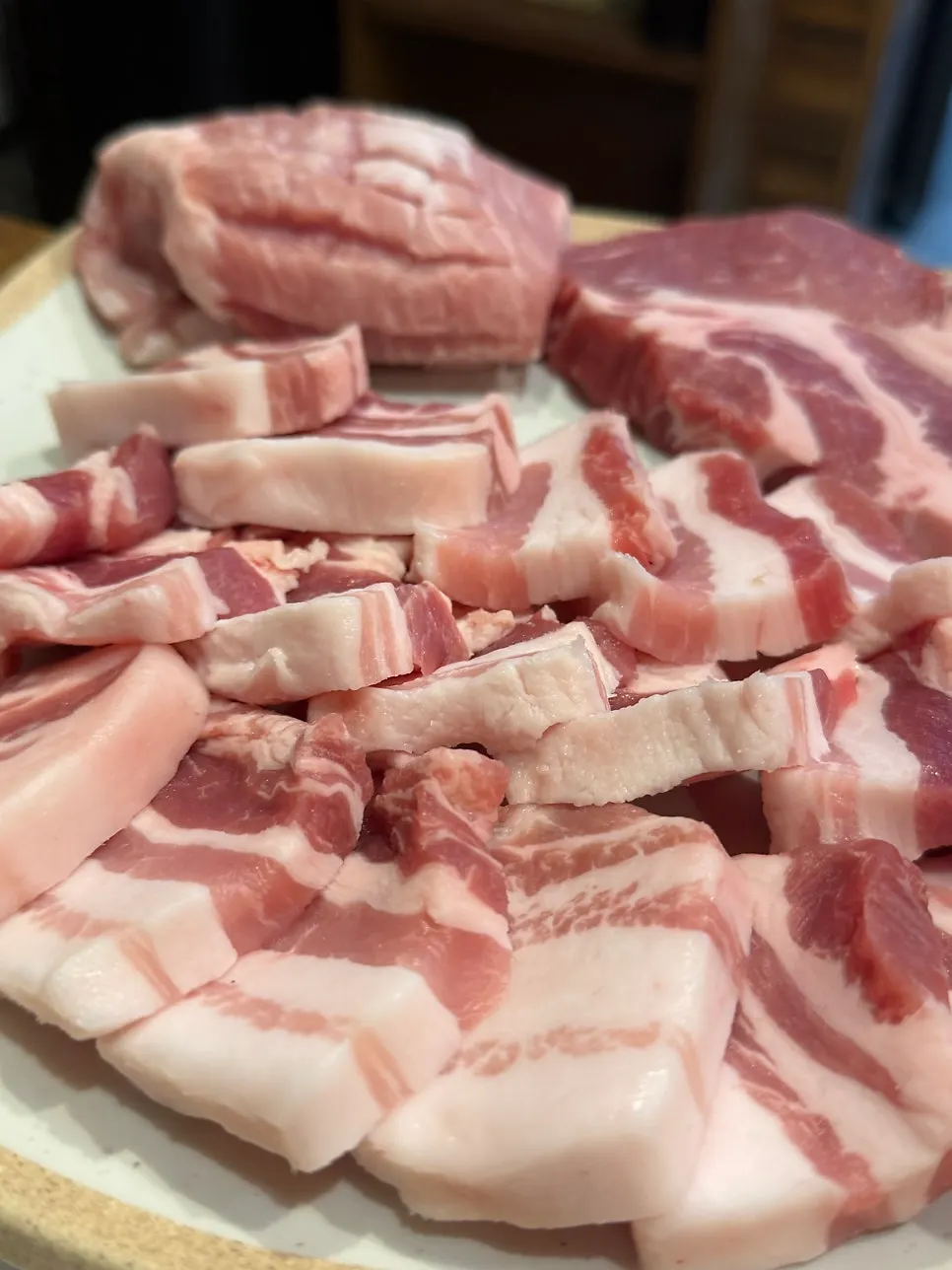 세트에 포함된 찌개와 계란찜