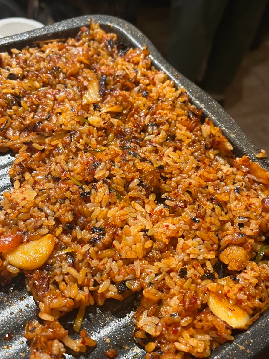 A bowl of finishing fried rice