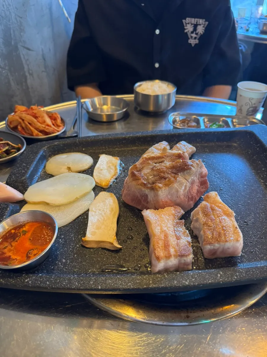 A full plate of aged pork from the Gim Sukseong Special2