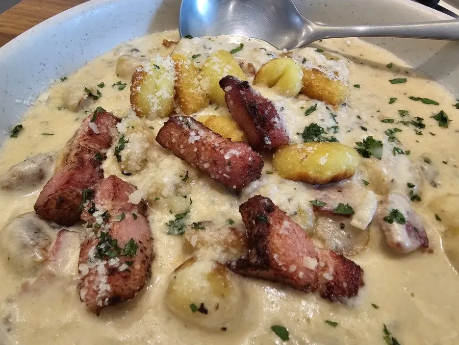 Gnocchi in thick cream sauce