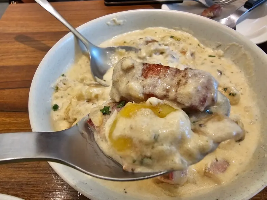 Whole bacon inside the cream gnocchi
