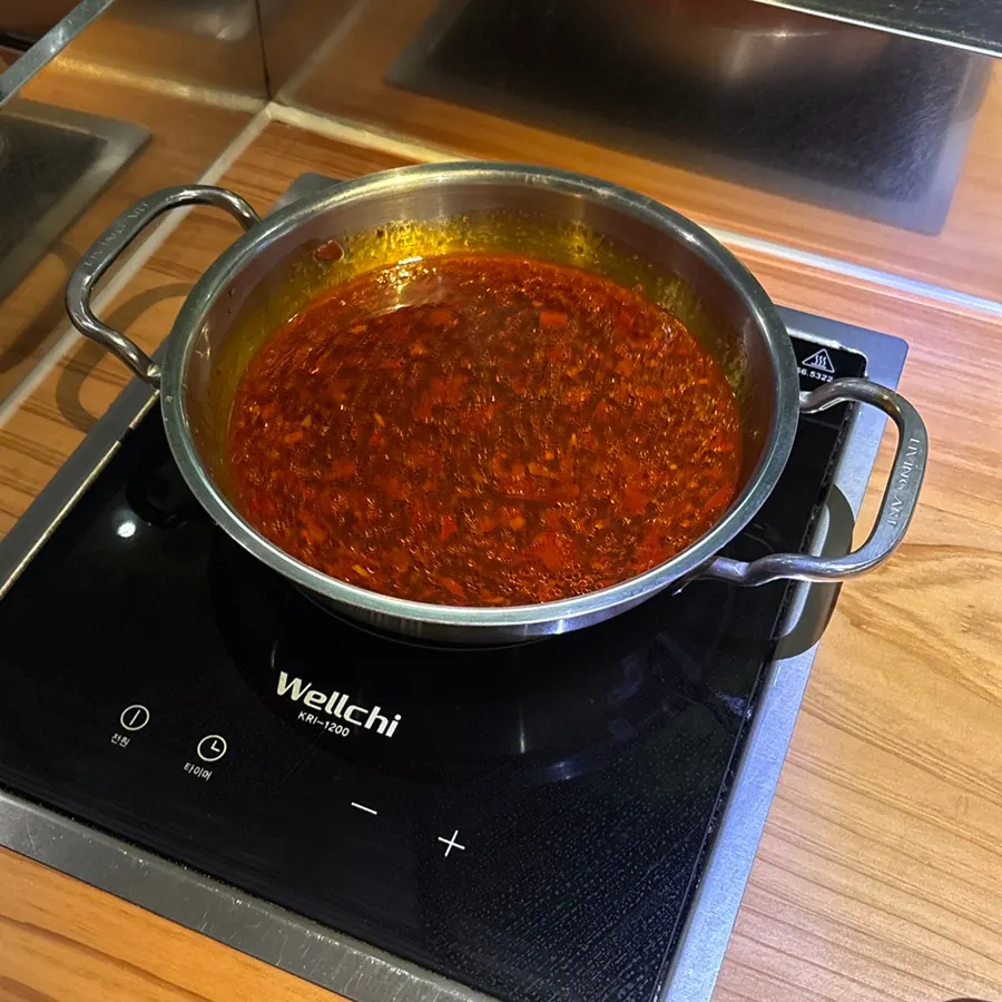 Mala broth shabu-shabu in an individual pot