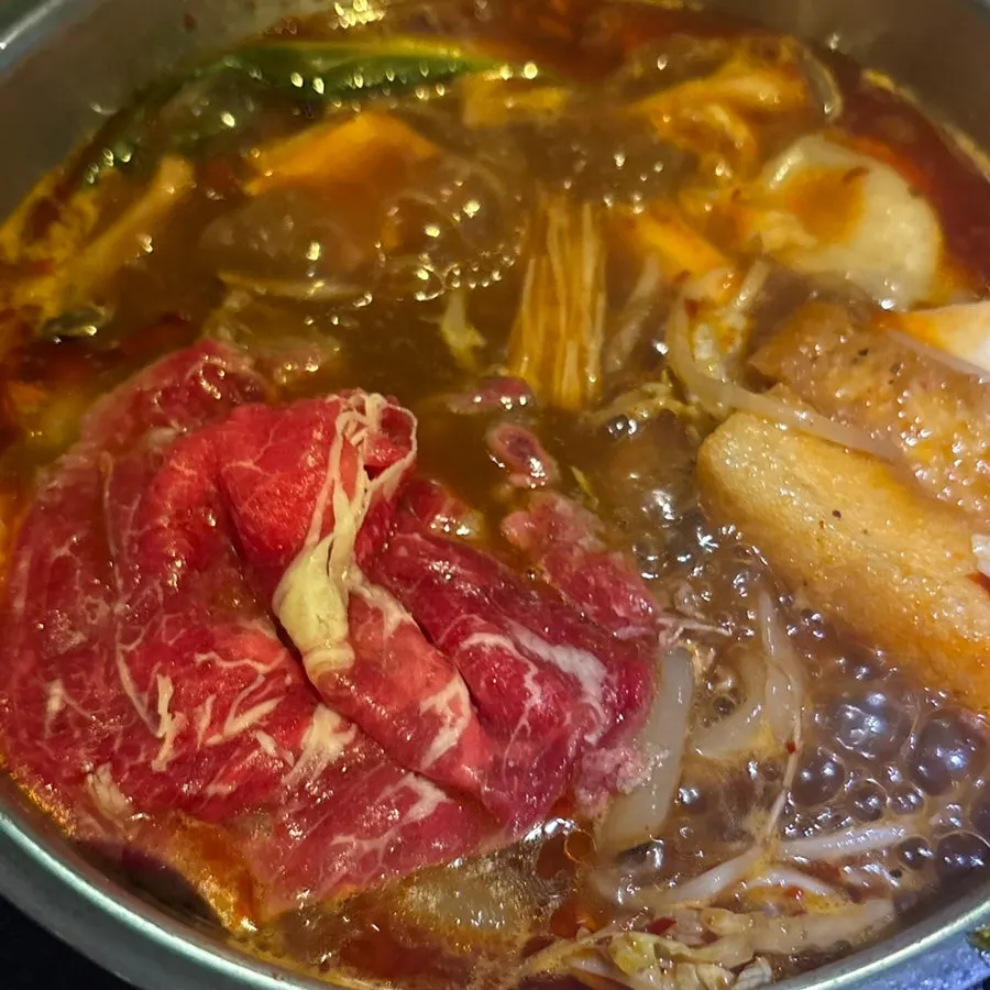 A plate of extra shabu-shabu meat