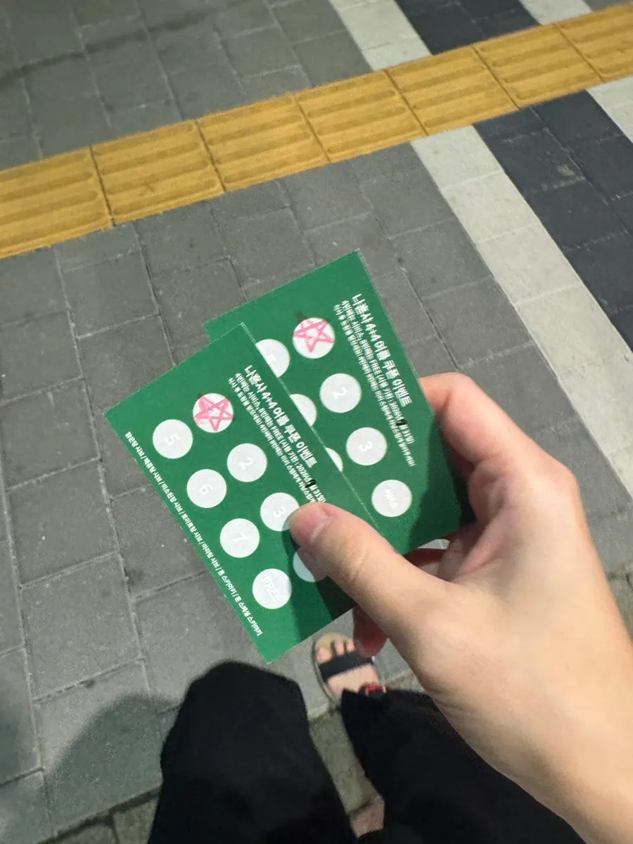 계란과 밥을 넣어 마무리한 계란죽