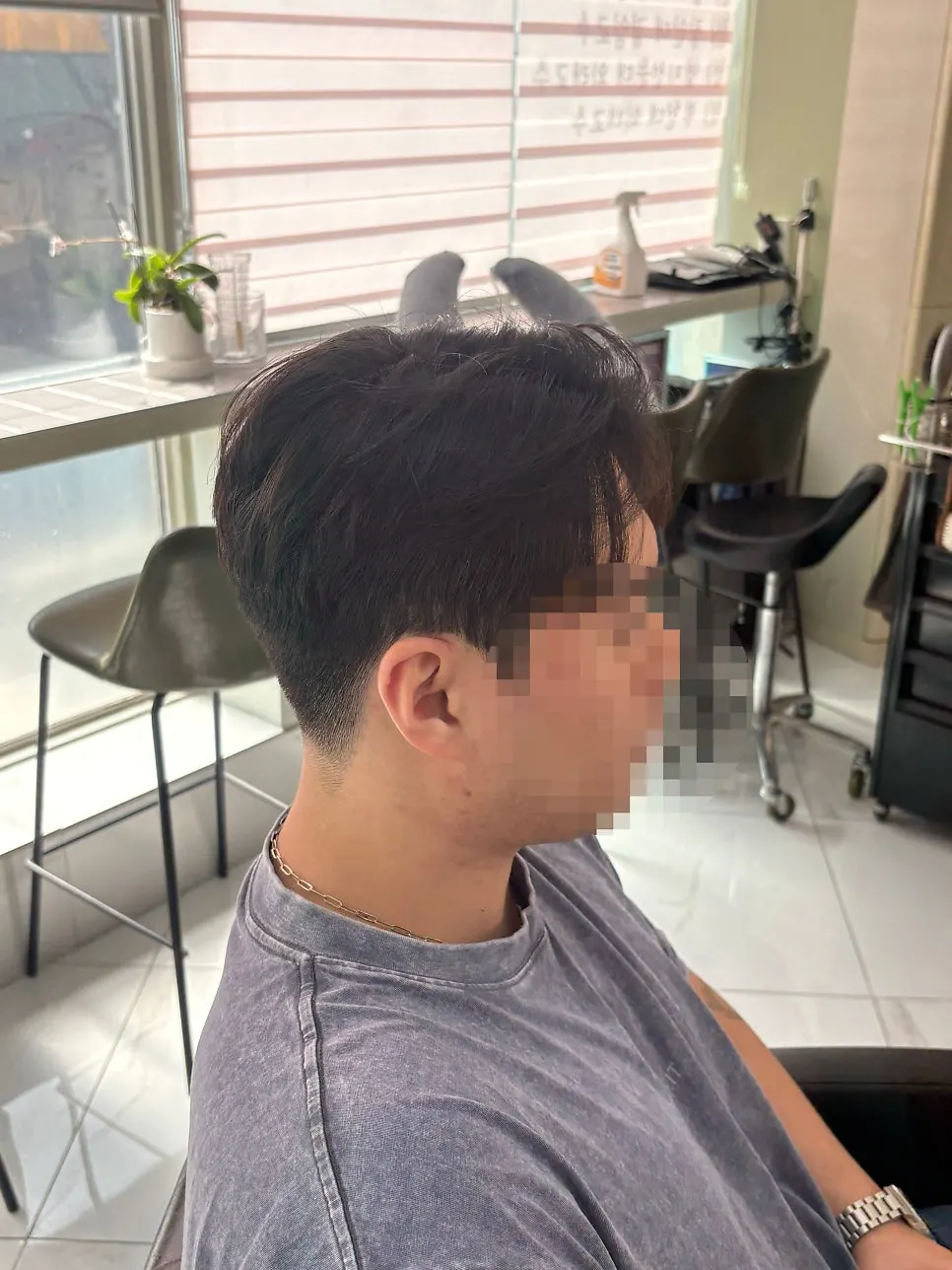 Men’s hairstyle naturally tidied up after the haircut