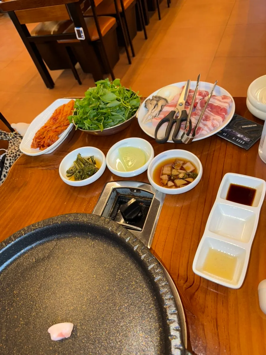 김치와 장아찌 등 기본 반찬