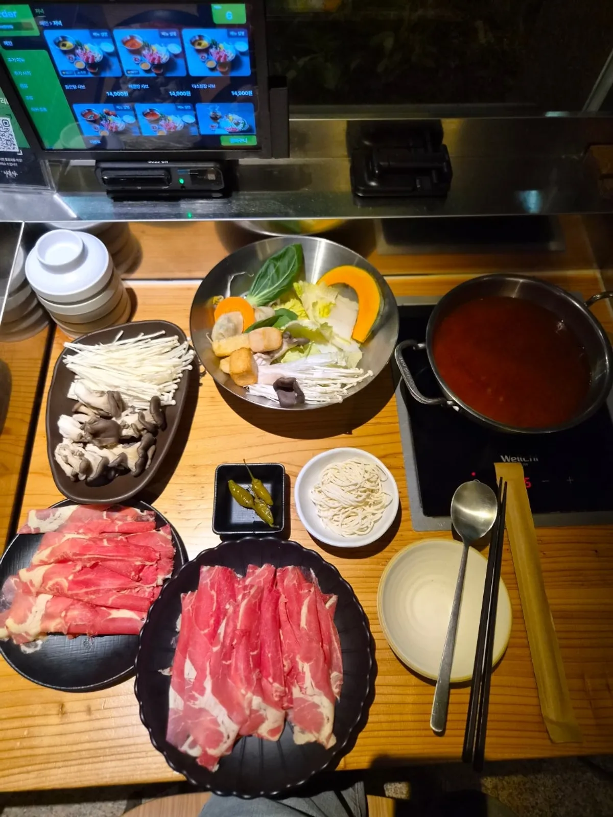 Nahonsha, a solo shabu-shabu restaurant near Hapjeong Station