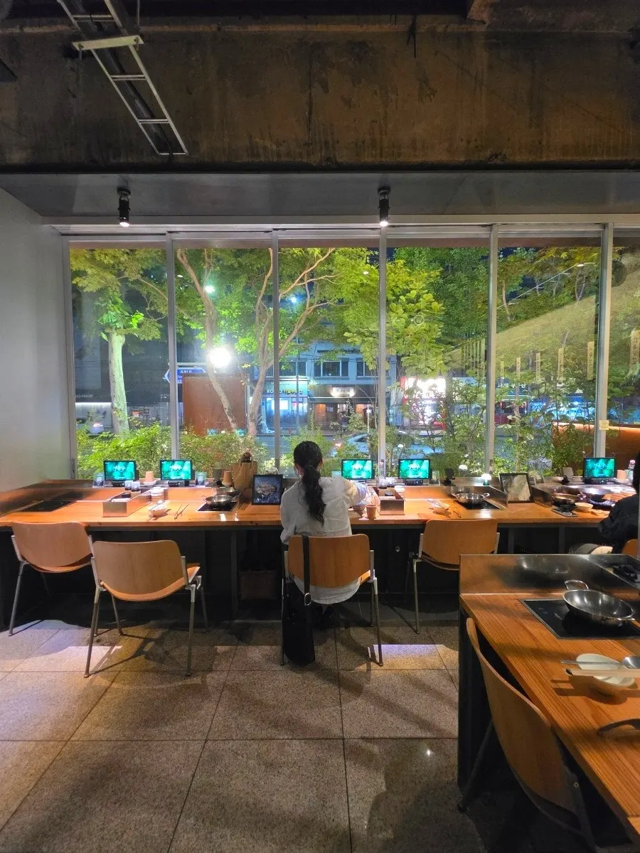 Nahonsha's interior decorated with plants