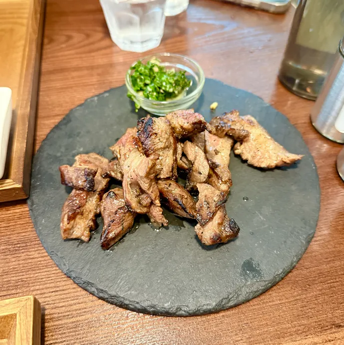 Grilled ribs served with perilla-leaf pickles