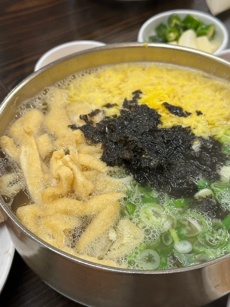 평이담백 뼈칼국수 본점 메뉴판