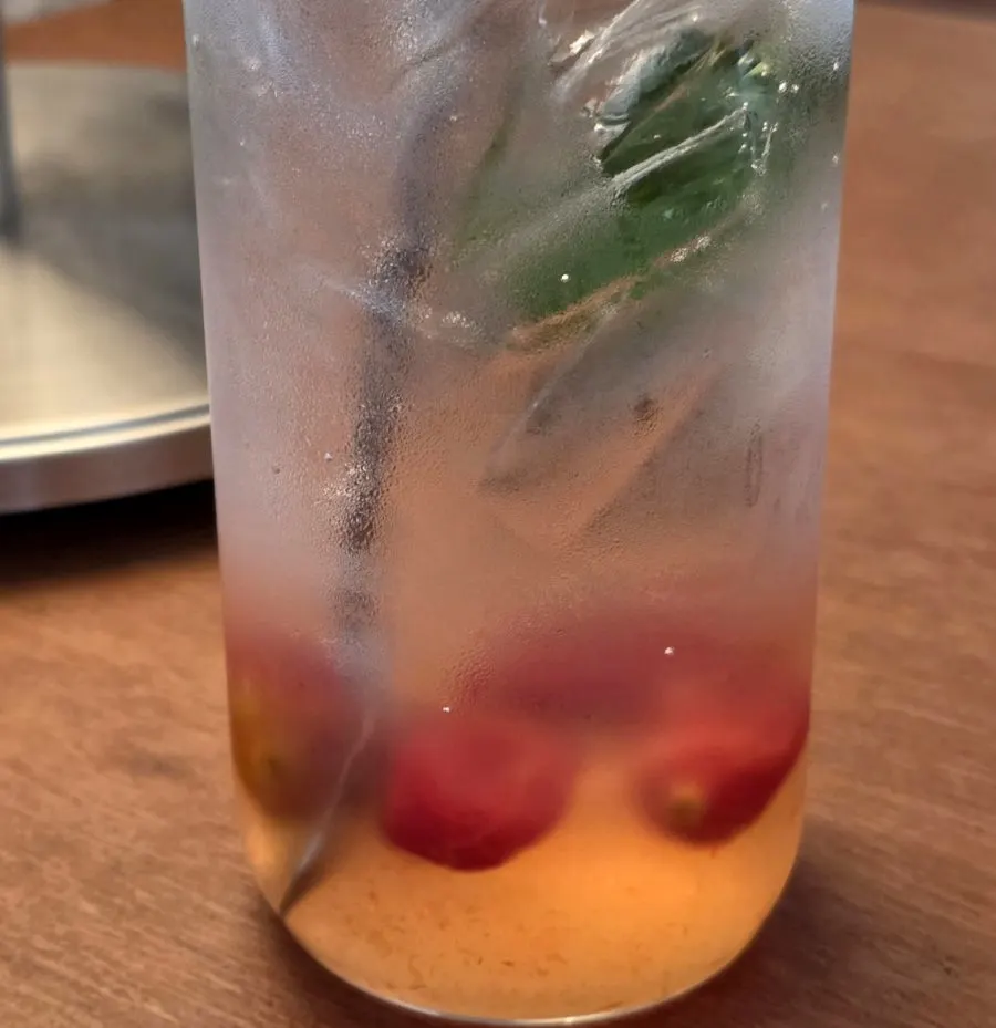 Ade with tomato and basil flavors
