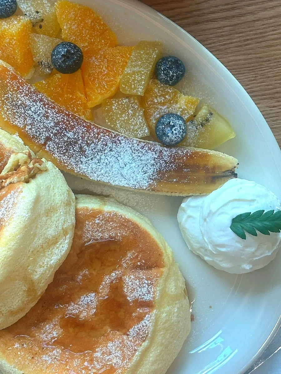 Cross-section of the soufflé pancake cut with a knife