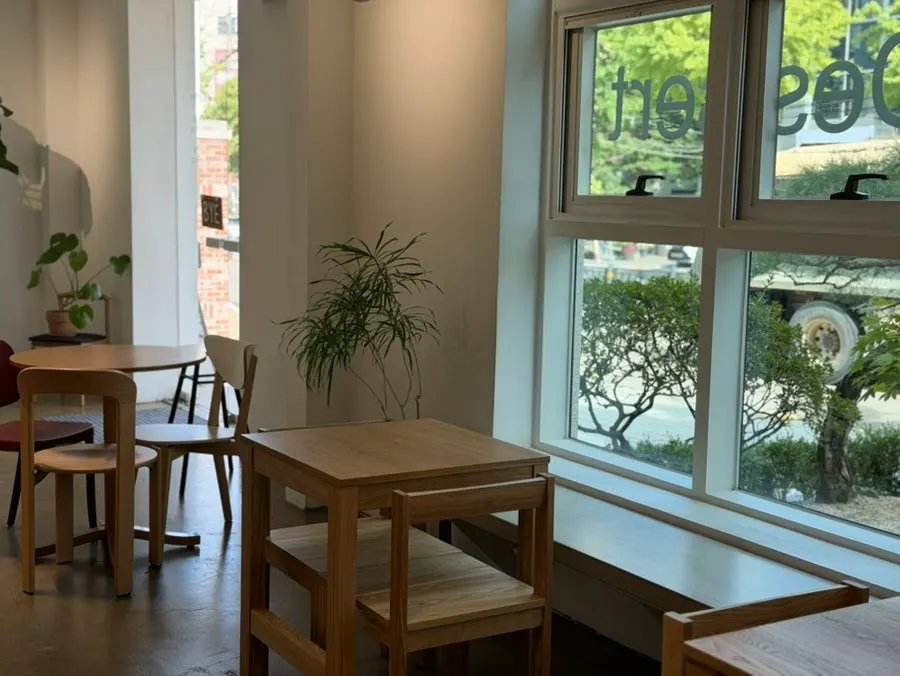 Warm and cozy Petrico space