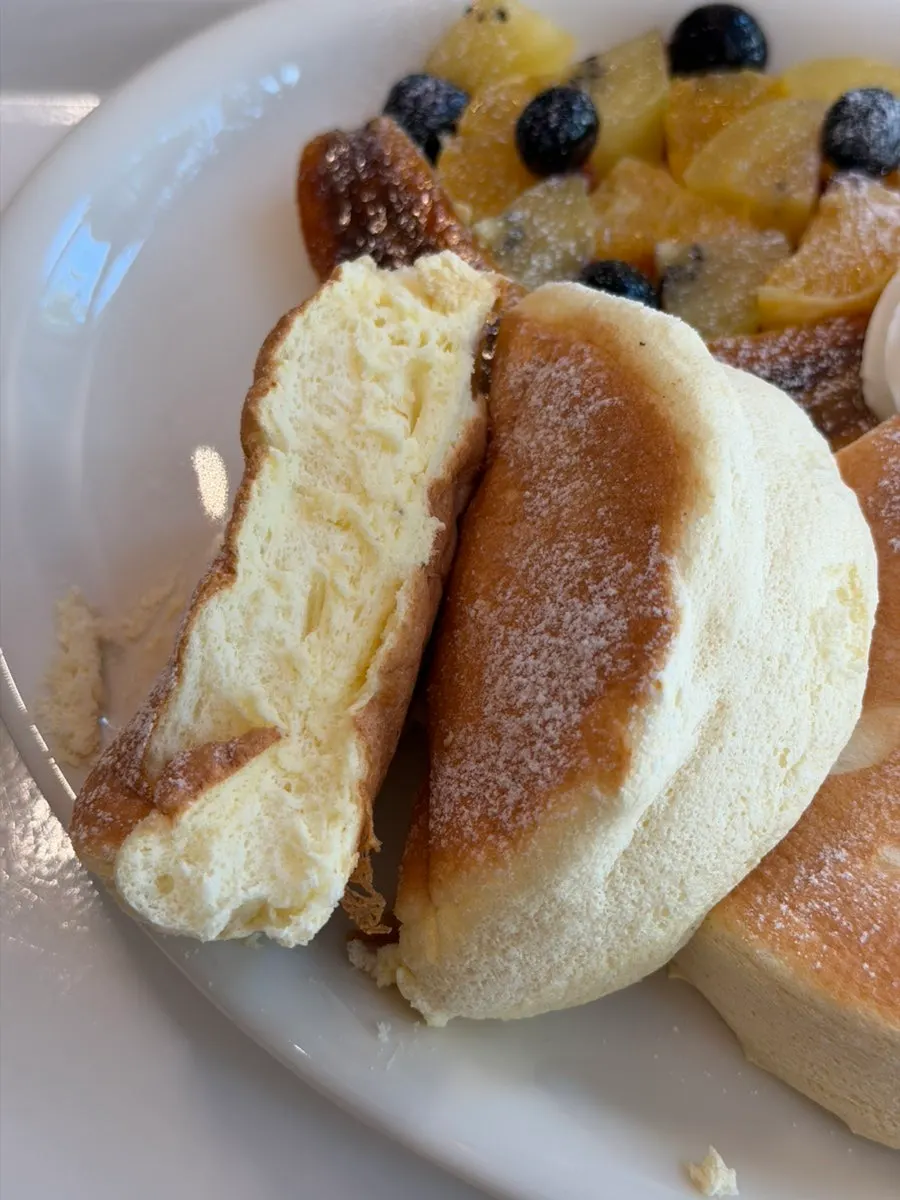 Perfectly fluffy cooked soufflé pancake